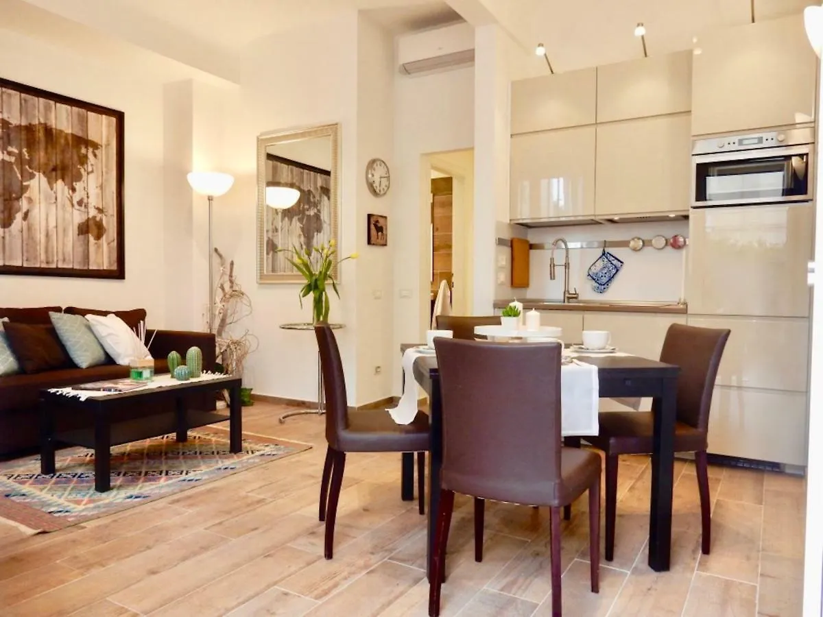 Arr Apartment Viareggio 0*,